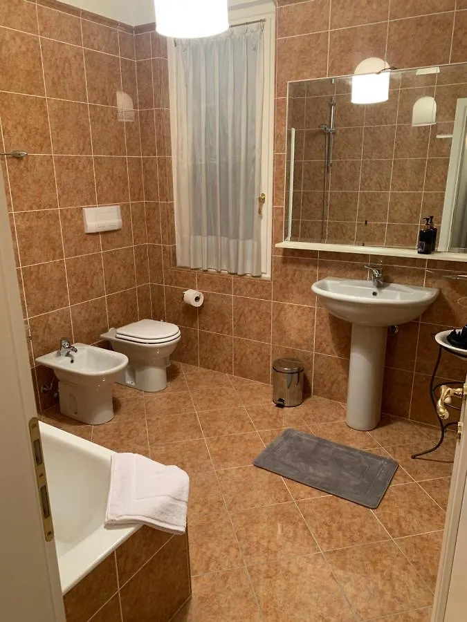 Bed & Breakfast Foresteria La Corte Castrezatto