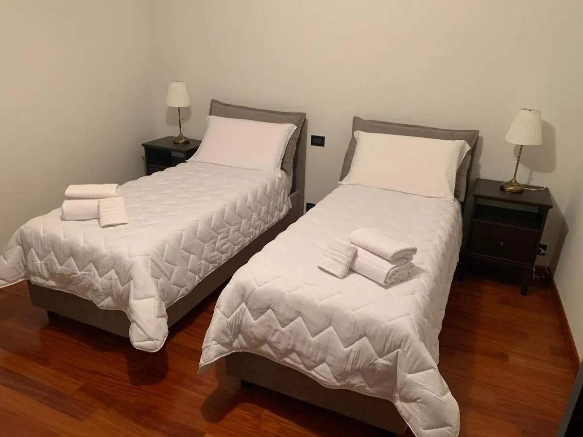 Foresteria La Corte Castrezatto Bed & Breakfast