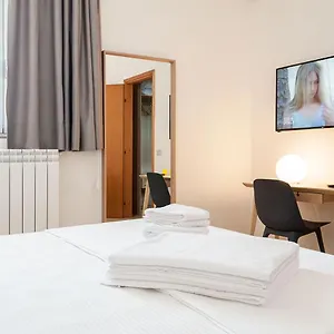 casa-da-ida-lecce.lecce-hotels.com/