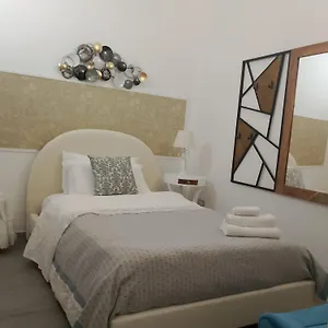 leodi.lecce-hotels.com/